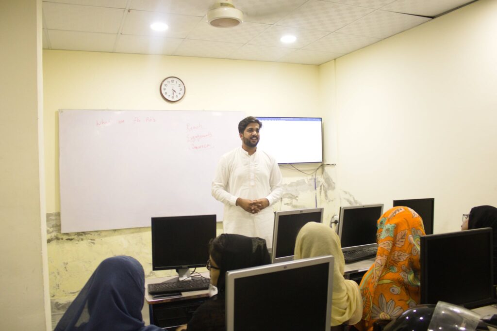 digital marketing training at corvit systems faisalabad